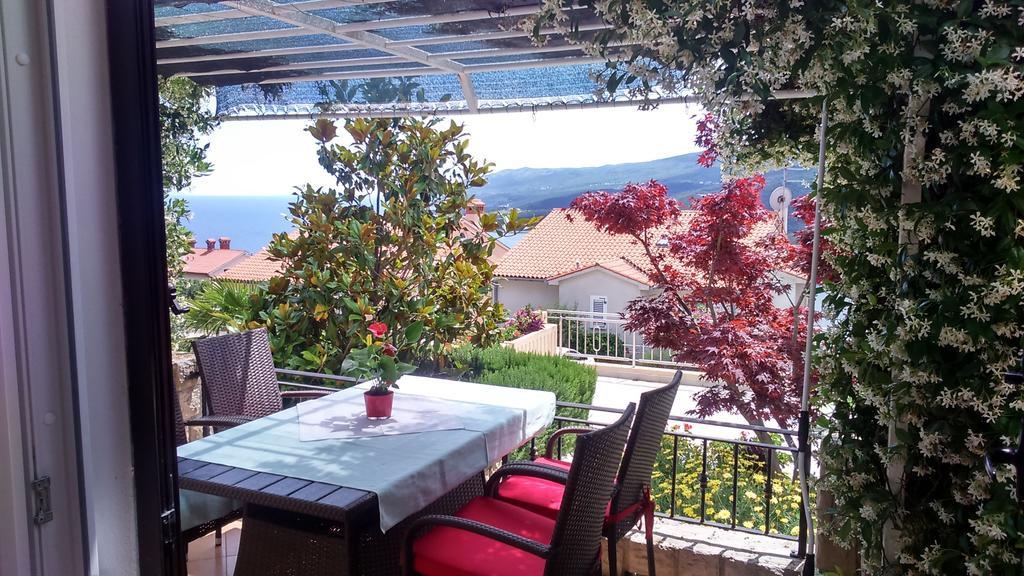 Apartments Silmare Rabac Ngoại thất bức ảnh